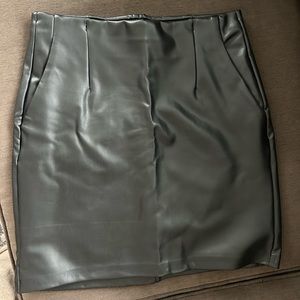 Dynamite Faux Leather Skirt, Size Medium